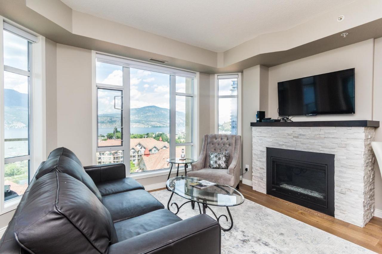 Sunset Waterfront Resort By Discover Kelowna Resort Accommodations מראה חיצוני תמונה
